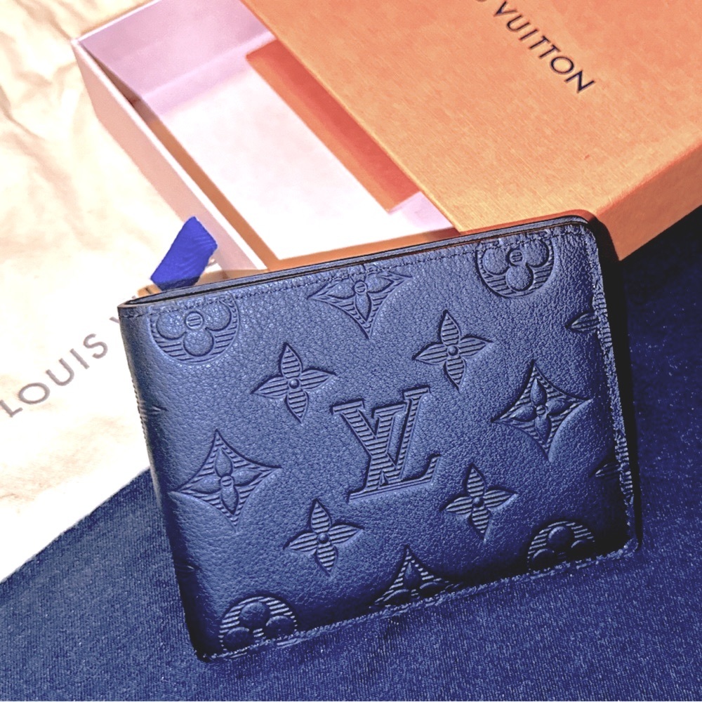 LOUIS VUITTON Portefeuille Multiple Bifold Wallet Monogram Shadow